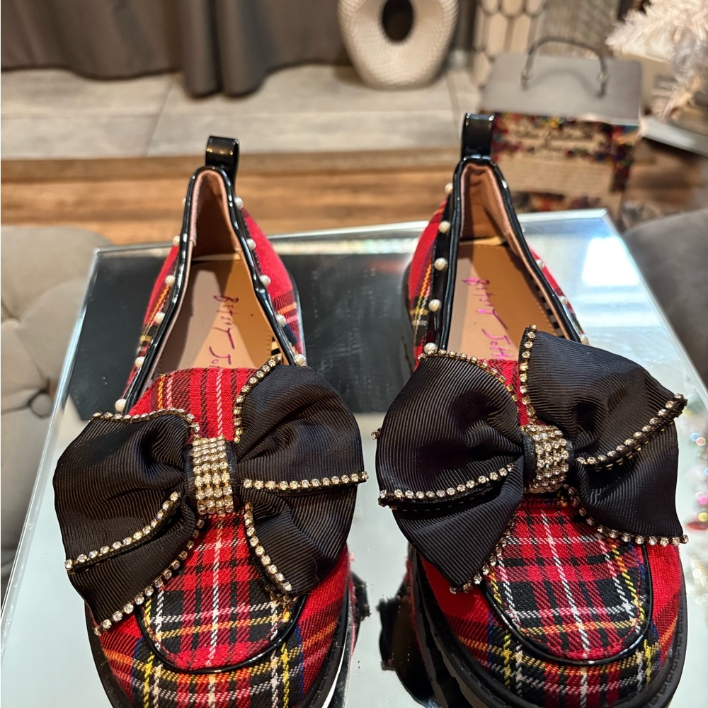 Betsey Johnson Girls BK-Vince Plaid Loafers